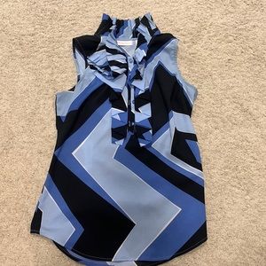 Sleeveless Dress Shirt with Details